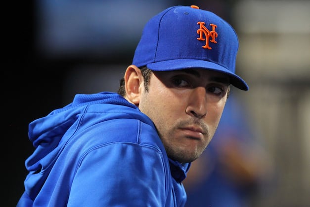 Harvey Throws for First Time Since Surgery