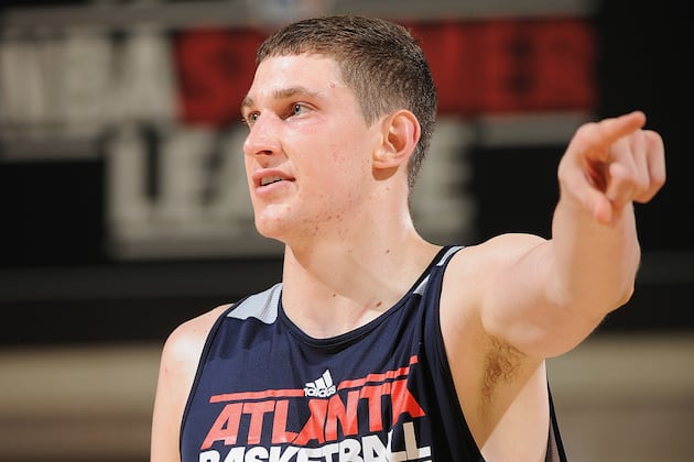 Hawks to Sign Mike Muscala