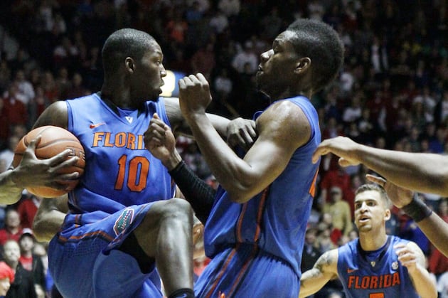 Florida Edges Vanderbilt 57-54, Clinches Share of SEC Regular-Season Title