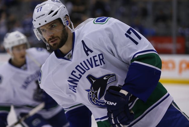 Canucks GM Plays It Coy with Kesler Rumors