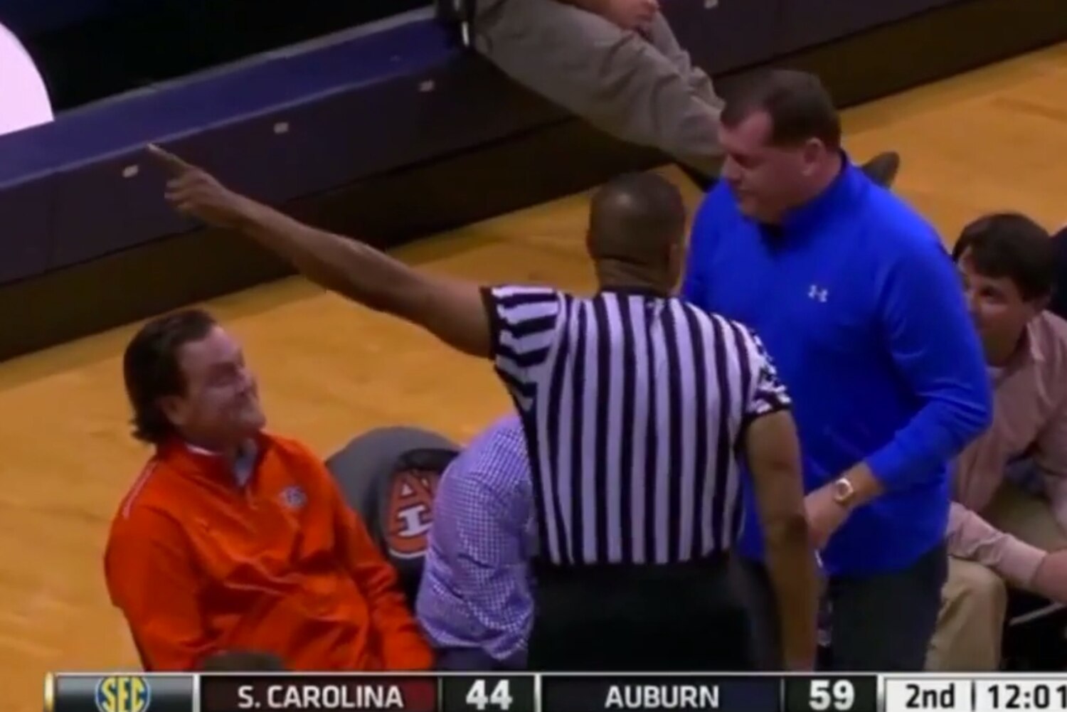 Referee Ted Valentine Ejects Fan from Auburn Game ...