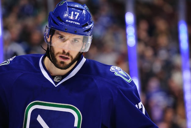Report: Teams Extending Offers for Kesler, but Asking Price Is High