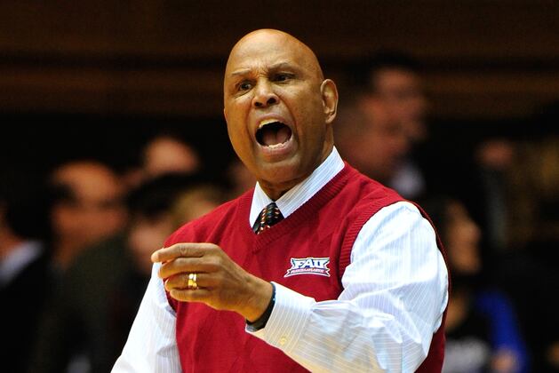 Florida Atlantic Coach Mike Jarvis to Retire