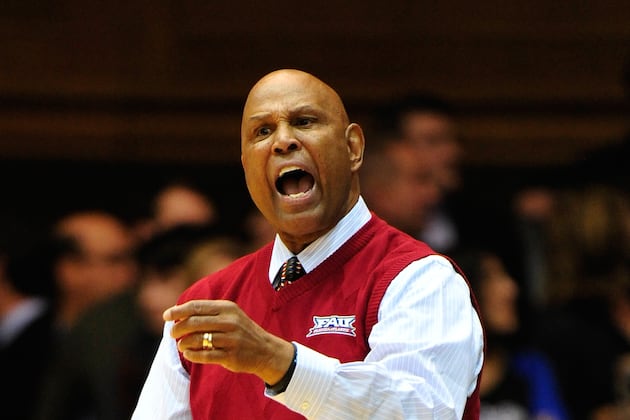 Florida Atlantic's Mike Jarvis Stepping Down After Season