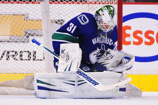 Report: Eddie Lack to Start Heritage Classic
