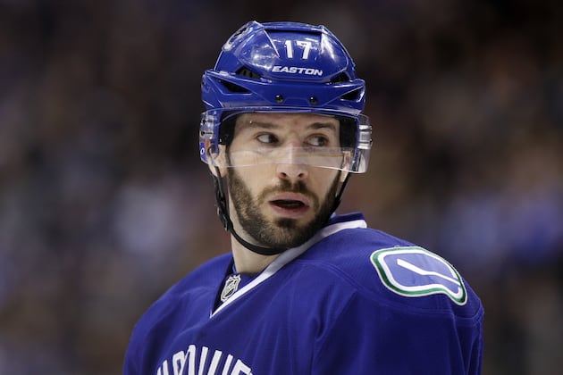 Penguins Identify Canucks' Kesler as Top Trade Target