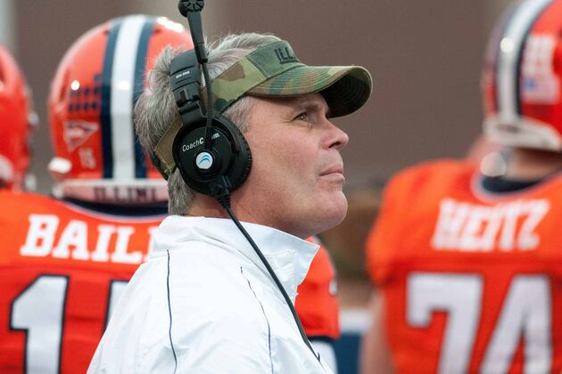 Simple Goal for Illinois Football