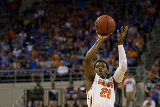 Frazier Nets Career Highs in Pts and Treys vs. SCAR
