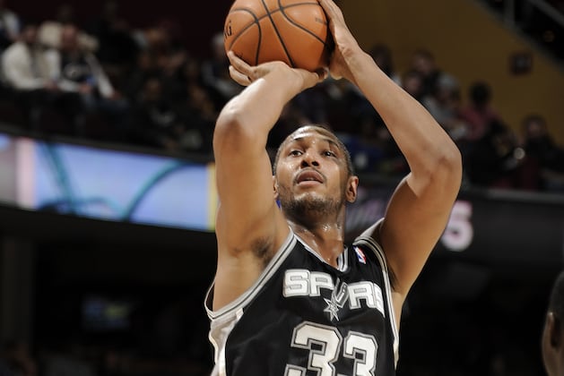Diaw to Replace Splitter in Lineup vs. Heat