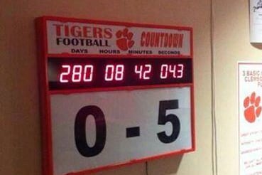 Photo: Clemson's Countdown Clock for South Carolina Reads “0-5″