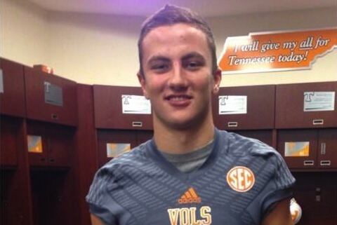 Q Tennessee LB signee Dillon Bates