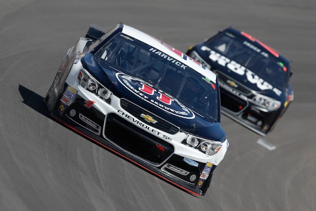 Harvick's Bid for Back-to-Back Wins Ends with Broken Left Front Wheel Hub