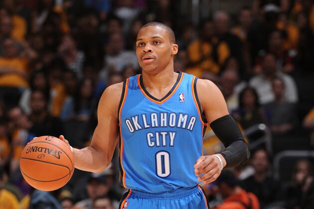 Video: Russell Westbrook Goes Coast-to-Coast to Dunk over Kent Bazemore