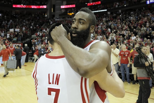 Going Small Leads to Rockets' Big Finish Against Blazers