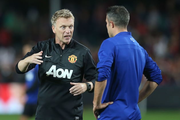 RVP Rumours Leave Moyes in No-Win Situation