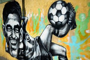 Hi-res-f81b958a81c99a194bacd3892251f980_crop_north