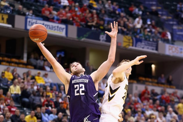 No. 11 Seed Northwestern Upsets Iowa, 67-62