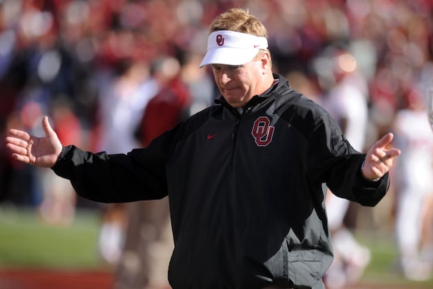 Mike Stoops on Practice: 'We Looked Like We Wanted to Go on Spring Break'