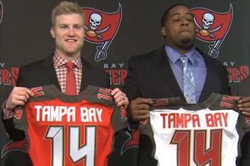 Bucs Introduce Starting QB McCown and Tackle Collins