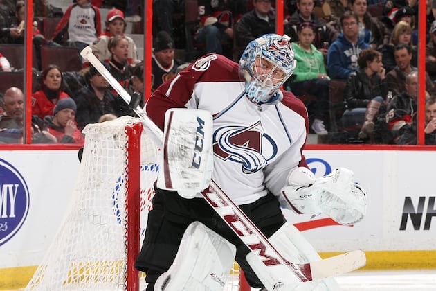 Varlamov, Avalanche Fend off Senators 3-1