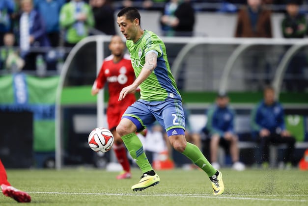 Clint Dempsey Apologizes for Low Blow on Toronto FC Defender