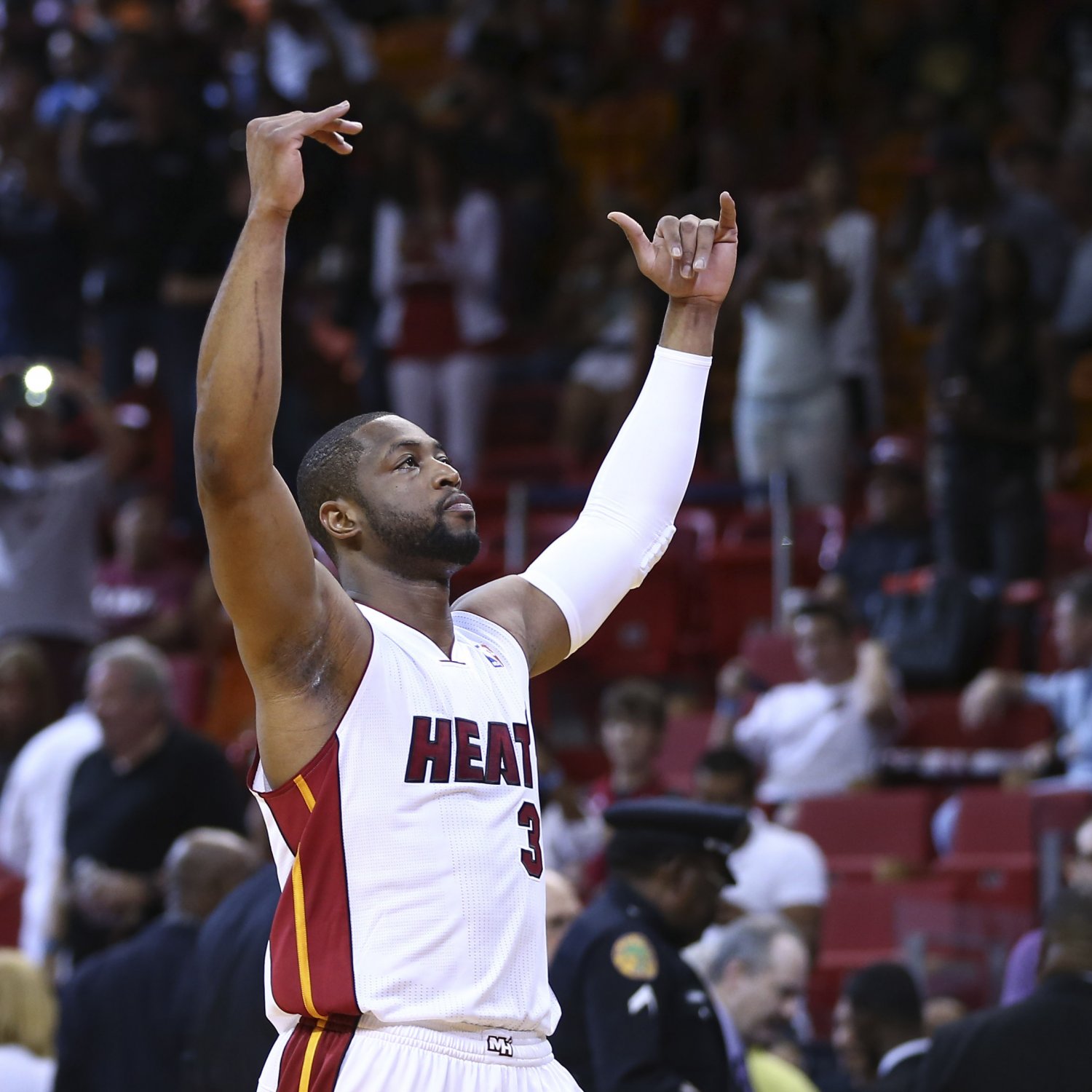 Dwyane Wade Trainer Tim Grover Reveals Full Story of Heat Star's Injury Recovery ...