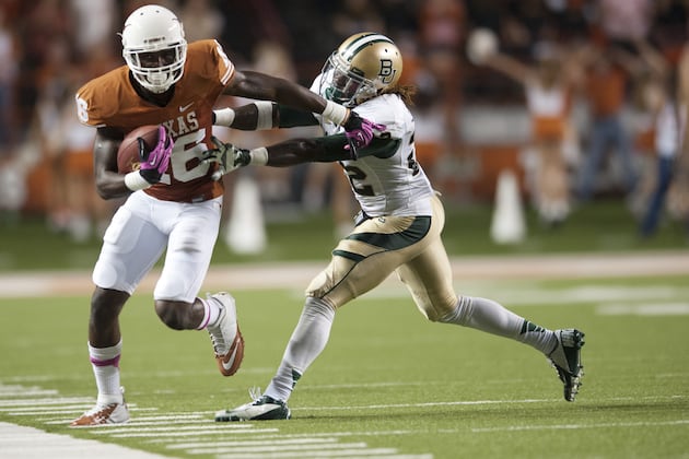 Texas WR Bryant Jackson Retires, LB Aaron Benson Gives Up Football