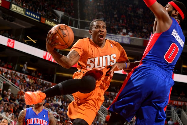 Bledsoe's Big 4th Quarter Leads Suns Past Pistons