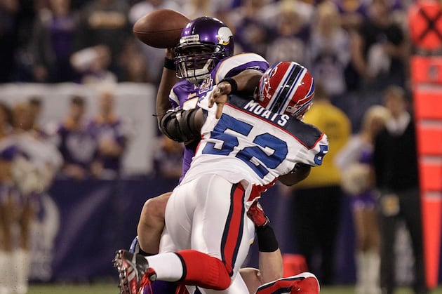 Report: Steelers to Meet with Bills LB Arthur Moats