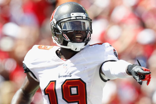 Bucs' Mike Williams Stabbed in the Leg