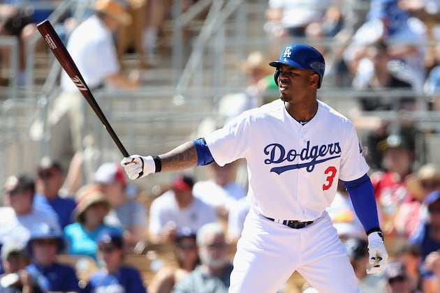 Dodgers Reinstate Carl Crawford, Option Alex Guerrero