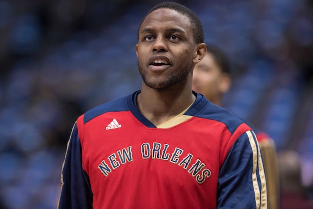 Darius Miller Handles Challenge of Playing Point Guard off the Bench