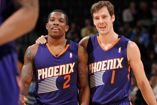Dragic, Bledsoe Help Suns Hold off Wizards