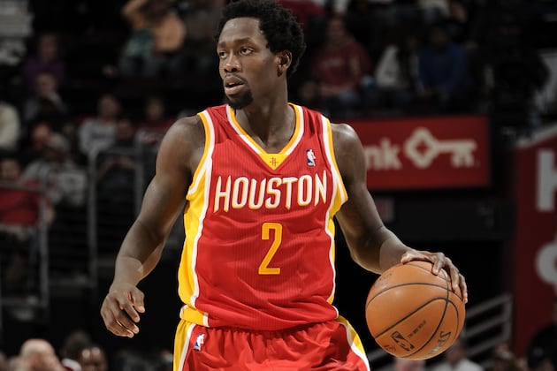 Beverley Exits with Right Knee Sprain