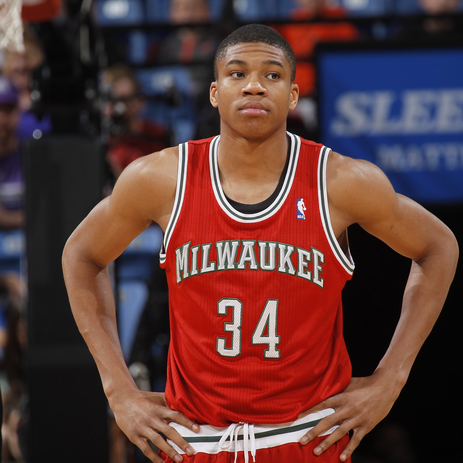 Giannis Antetokounmpo Injury: Updates on Bucks Wing's Ankle and Return | Bleacher Report