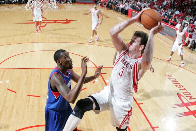Rockets Sweep East at Home for 1st Time Ever