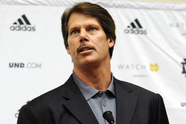 Notre Dames VanGorder Addresses Key Topics