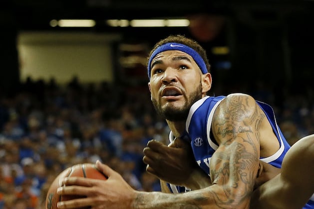 Cauley-Stein to Locker Room After Hearing Pop in Ankle