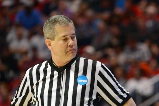 Officiating at End of Michigan-Tennessee Game Blasted on Social Media
