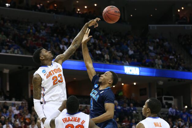 Chris Walker Benefiting from Mentor-Mentee Relationship with Patric Young
