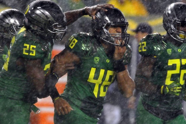 Will Oregon Create Two-Way Player Like UCLA's Myles Jack?