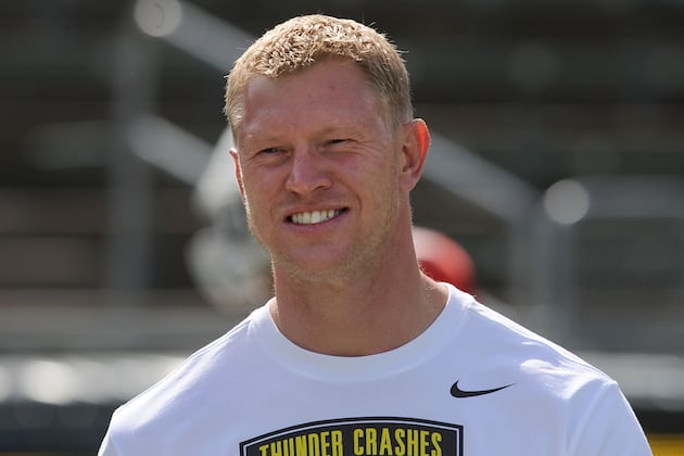 Scott Frost Gets Comfortable as Offensive Coordinator