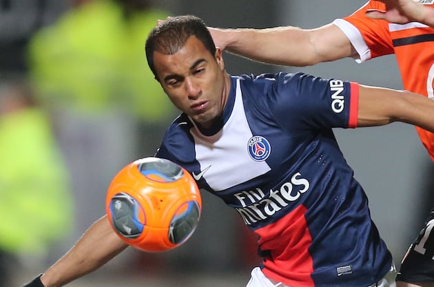 Lucas Moura in for Zlatan vs. Reims