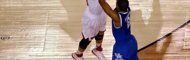Side-by-Side Pictures of Aaron Harrison's Two Game-Winners (PHOTOS)