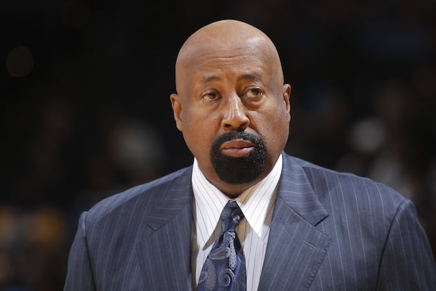 Woodson Says Hands-Off Phil Is 'Letting Me Do My Thing'