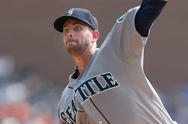 Mariners Place LHP James Paxton on 15-Day DL with Lat Strain