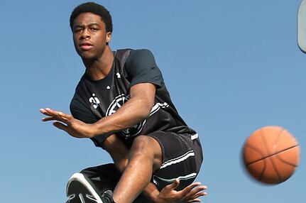 Larry Brown Says Mudiay Will Be 2015 Lottery Pick