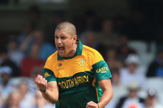 Kleinveldt Withdraws Due to Knee Injury
