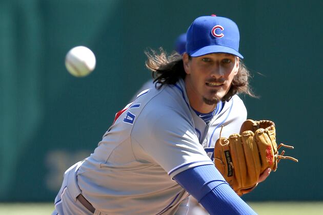 Samardzija Backs Northwestern Football Players in Union Fight