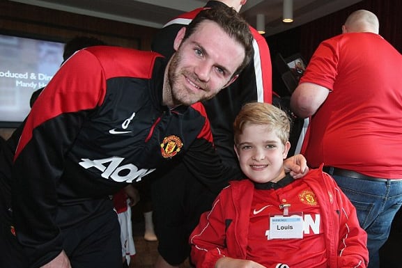 Man U Stars Take Time out to Give Kids a Dream Day to Remember